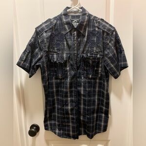Roar button down shirt men’s size medium.
